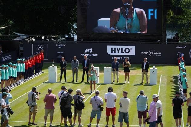 2025.06.22 Berlin Steffi Graf Stadiom tenis Berlin Tennis Open by Hylo final 2025 Vondrousova Marketa - Wang Xinyu N z win winner zwyciezczyni Vondrousova Marketa i przegrana Wang Xinyu dekoracja Foto Szymon Gorski PressFocus 2025.06.22 Berlin Steffi Graf Stadiom tennis Berlin Tennis Open by Hylo Final 2025 Vondrousova Marketa - Wang Xinyu win winner zwyciezczyni Vondrousova Marketa i przegrana Wang Xinyu dekoracja Credit: Szymon Gorski PressFocus NEWSPIX.PL --- newspix.pl 
