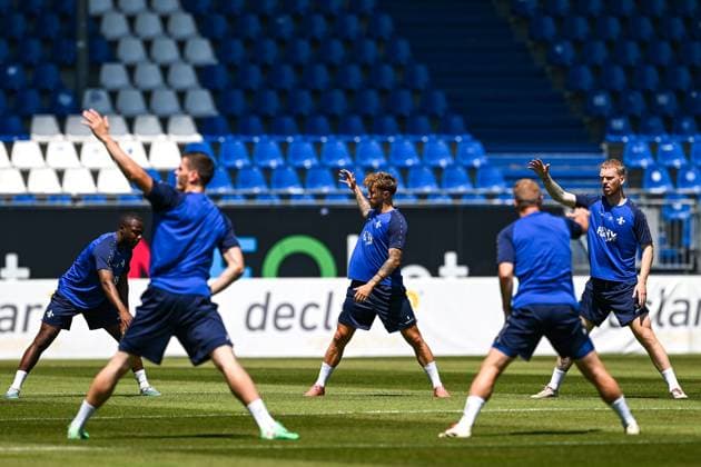 Merveille Papela SV Darmstadt 98 , 21 , Luca Marseiler SV Darmstadt 98, 08 and Kai Klefisch SV Darmstadt 98, 17 at training, GER, Training kick-off, SV Darmstadt 98 Football, 2 Bundesliga, Season 2025 2026, 22 06 2025 GER, Training kick-off, SV Darmstadt 98 Football, 2 Bundesliga, Season 2025 2026, 22 06 2025 Darmstadt Copyright: xEibner-Pressefoto FlorianxWiegandx EP_FWD