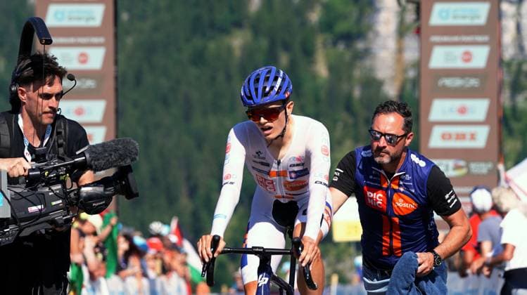 22 06 2025 Tour de Suisse 2025 Individual time trial Beckenried Stockhuette Image Edgar Oscar Onley GBR Team Picnic Postnl Action Single image