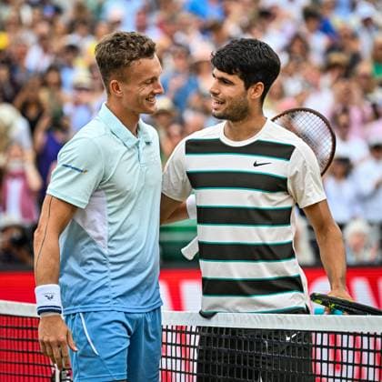 22nd June 2025; HSBC Championships, Queens Club, West Kensington, London, England: HSBC Mens Championships Queens Club, Day 7; Jiri Lehecka (CZE) congratulates Carlos Alcaraz (ESP) on his win in the final  ActionPlus12804255 GodfreyxPitt