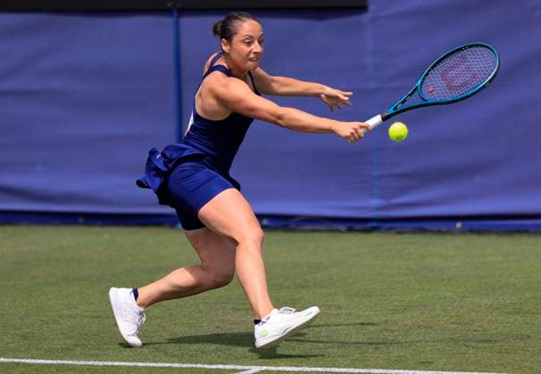 22nd June 2025; Devonshire Park, Eastbourne, East Sussex, England: Lexus International Eastbourne, Qualifying Day 2; Elisabetta Cocciaretto (ITA) plays a backhand shot against Suzan Lamens (NEO)  ActionPlus12804292 HongboxChen