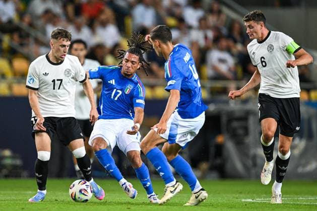 DUNAJSKA STREDA - (l-r) Brajan Gruda of Germany U21, U 21 Luca Koleosho of Italy U21 Matteo Prati of Italy U21, Eric Martel of Germany U21 at the DAC Arena during the quarterfinal European Championship, EM, Europameisterschaft under-21 duel between Germany and Italy. ANP Hollandse Hoogte SOC 2025 xVIxANPxSportx xGerritxvanxKeulenxIVx 530320368 originalFilename: 530320368.jpg