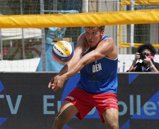 Volleyball World Beach Tour Futures Messina Mollgaard and Houmann (DEN) play against Hopt and Pfretzschner (GER) in the final for third place in the men s tournament at the Volleyball World Beach Pro Tour Futures in Messina, Italy, on June 22, 2025. Messina Italy  Copyright: xGabrielexMaricchiolox originalFilename:maricchiolo-volleyba250622_np30K.jpg