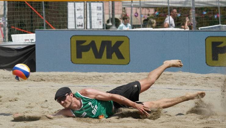 Volleyball World Beach Tour Futures Messina Mollgaard and Houmann (DEN) play against Hopt and Pfretzschner (GER) in the final for third place in the men s tournament at the Volleyball World Beach Pro Tour Futures in Messina, Italy, on June 22, 2025. Messina Italy  Copyright: xGabrielexMaricchiolox originalFilename:maricchiolo-volleyba250622_npz4y.jpg