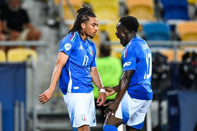DUNAJSKA STREDA - (l-r) Luca Koleosho of Italy U21, U 21 Wilfried Gnonto of Italy U21 celebrate the 0-1 at the DAC Arena during the quarterfinal European Championship, EM, Europameisterschaft under-21 duel between Germany and Italy. ANP Hollandse Hoogte SOC 2025 xVIxANPxSportx xGerritxvanxKeulenxIVx 530322490 originalFilename: 530322490.jpg