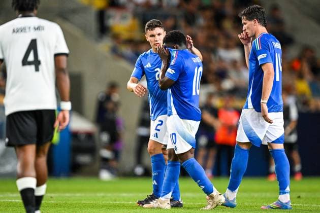 DUNAJSKA STREDA - Wilfried Gnonto of Italy U21, U 21 leaves the field after a red card at the DAC Arena during the quarterfinal European Championship, EM, Europameisterschaft under-21 game between Germany and Italy. ANP Hollandse Hoogte SOC 2025 xVIxANPxSportx xGerritxvanxKeulenxIVx 530323540 originalFilename: 530323540.jpg