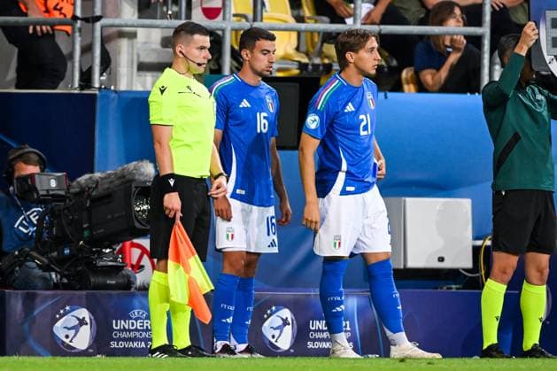 DUNAJSKA STREDA - (l-r) Riccardo Turicchia of Italy U21, U 21 Jacopo Fazzini of Italy U21 at the DAC Arena during the under-21 European Championship, EM, Europameisterschaft quarterfinal duel between Germany and Italy. ANP Hollandse Hoogte SOC 2025 xVIxANPxSportx xGerritxvanxKeulenxIVx 530324747 originalFilename: 530324747.jpg