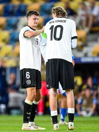 DUNAJSKA STREDA - (l-r) Eric Martel of Germany U21, U 21 Nick Woltemade of Germany U21 at the DAC Arena during the under-21 European Championship, EM, Europameisterschaft quarterfinal duel between Germany and Italy. ANP Hollandse Hoogte SOC 2025 xVIxANPxSportx xGerritxvanxKeulenxIVx 530325368 originalFilename: 530325368.jpg