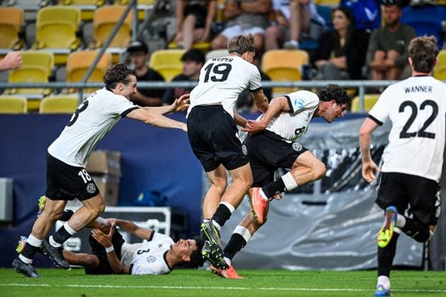 DUNAJSKA STREDA - Marlin Rohl of Germany U21, U 21 celebrates the 3-2 at the DAC Arena during the quarterfinal European Under-21 Championship game between Germany and Italy. ANP Hollandse Hoogte SOC 2025 xVIxANPxSportx xGerritxvanxKeulenxIVx 530325454 originalFilename: 530325454.jpg