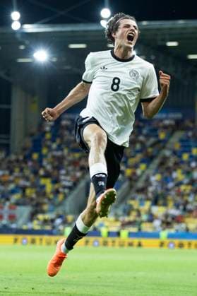 UEFA U21 European Championship, quarter-final Germany Italy 22 06 2025 Merlin Röhl Germany, 8 cheers after scoring during the UEFA U21 European Championship quarter-final match Germany Italy, on 22 06 2025, DAC Arena, Dunajska Streda, Slovakia Copyright: xBEAUTIFULxSPORTS Meuselx