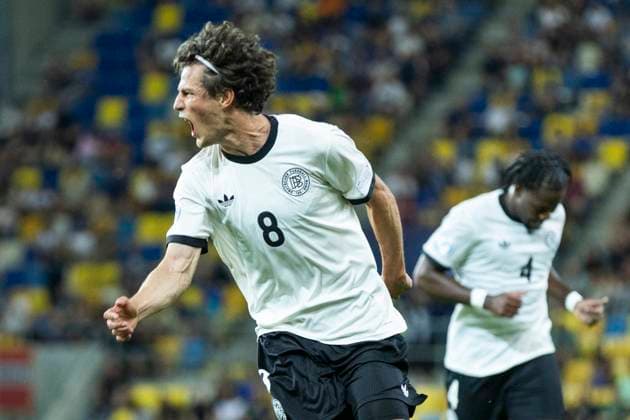 UEFA U21 European Championship, quarter-final Germany Italy 22 06 2025 Merlin Röhl Germany, 8 celebrates after scoring the winning goal to make it 3 2 during the UEFA U21 European Championship quarter-final match Germany Italy, on 22 06 2025, DAC Arena, Dunajska Streda, Slovakia Copyright: xBEAUTIFULxSPORTS Meuselx