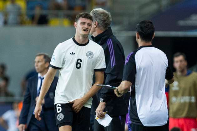 UEFA U21 European Championship, quarter-final Germany Italy 22 06 2025 Eric Martel Germany, 6 has to be substituted with an injury during the UEFA U21 European Championship quarter-final match Germany Italy, on 22 06 2025, DAC Arena, Dunajska Streda, Slovakia Copyright: xBEAUTIFULxSPORTS Meuselx