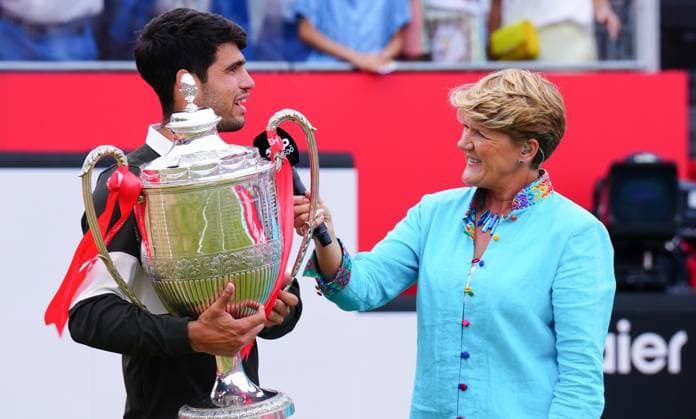 Clare Balding interviews Carlos Alcaraz with the trophy Queen s Club Championships, Day 14, Queen s Club, West Kensington, London, UK - 22 Jun 2025  Copyright: xJavierxGarcia Shutterstockx 15366611cr