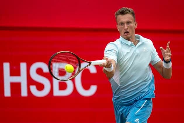 (250623) -- LONDON, June 23, 2025 -- Jiri Lehecka returns a shot during the men s singles final between Carlos Alcaraz of Spain and Jiri Lehecka of the Czech Republic at the Queen s Club Championships in London, Britain, on June 22, 2025. (Photo by Xinhua) (SP)BRITAIN-LONDON-TENNIS-QUEEN S CLUB CHAMPIONSHIPS-MEN S SINGLES-FINAL StephenxChung 