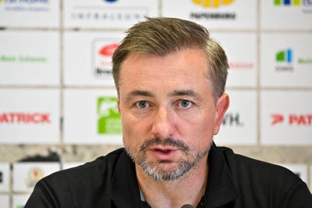 Daniel Meyer (HFC, Sportdirektor), Pressekonferenz, Hallescher FC Trainingsauftakt, Fussball, RL Nordost, Vorbereitung, Saison 2025 26, 23.06.2025 Halle Leuna Chemie Stadion ST Deutschland *** Daniel Meyer HFC, sports director, press conference, Hallescher FC training kick-off, football, RL Nordost, preparation, season 2025 26, 23 06 2025 Halle Leuna Chemie Stadion ST Germany