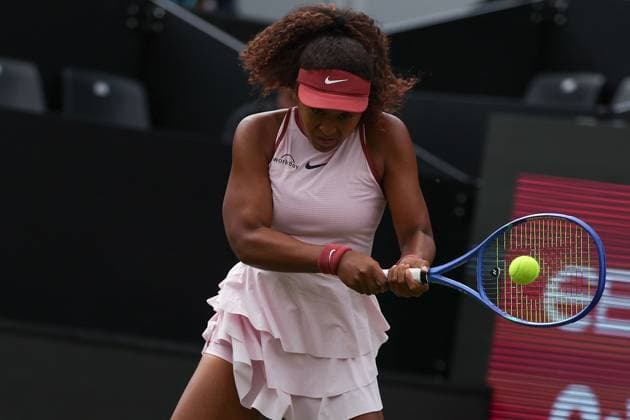 Bad Homburg on 23 06 2025 Tennis Womens Tournament WTA 500 Bad Homburg Open powered by Solarwatt 2025 Match Naomi Osaka JPN vs Olga Danilovic SER v l , Naomi Osaka JPN plays the ball, focused , concentrated plays a backhand Copyright: JoaquimxFerreira