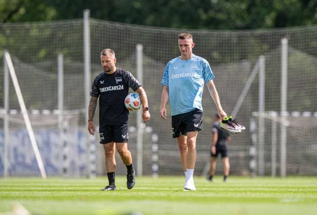 Football, Men, Season 2025 26, 2 Bundesliga, Hertha BSC, Training kick-off, f l Patrick Ebert Standard Coach, Hertha BSC , Niklas Kolbe Hertha BSC , 23 06 2025, Copyright: xSebastianxRäppold MatthiasxKochx