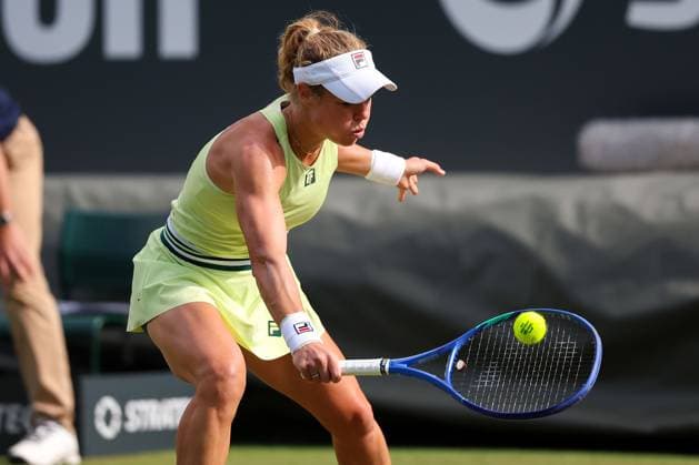 Bad Homburg on 23 06 2025 Womens Tennis Tournament WTA 500 Bad Homburg Open powered by Solarwatt 2025 Match Victoria Azarenka vs Laura Siegemund GER v l , Laura Siegemund GER plays the ball, focused , concentrated, plays a backhand Copyright: JoaquimxFerreira