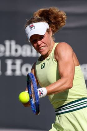 Bad Homburg on 23 06 2025 Womens Tennis Tournament WTA 500 Bad Homburg Open powered by Solarwatt 2025 Match Victoria Azarenka vs Laura Siegemund GER v l , Laura Siegemund GER plays a backhand Copyright: JoaquimxFerreira