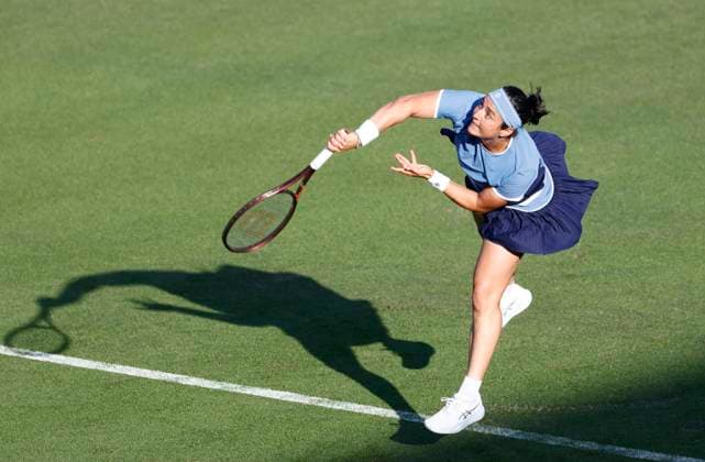 23rd June 2025; Devonshire Park, Eastbourne, East Sussex, England; Lexus International Eastbourne, Day 1; Ons Jabeur (TUN) serves to Maya Joint (AUS)  ActionPlus12804860 HongboxChen