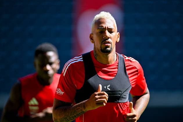24.06.2025, Raiffeisenarena Linz, AUT, Lask Linz Trainingsstart Herbst 2025 26, im Bild Jerome Agyenim Boateng (LASK) Linz Oberoesterreich Austria *** 24 06 2025, Raiffeisenarena Linz, AUT, Lask Linz training start fall 2025 26, in the picture Jerome Agyenim Boateng LASK Linz Oberoesterreich Austria