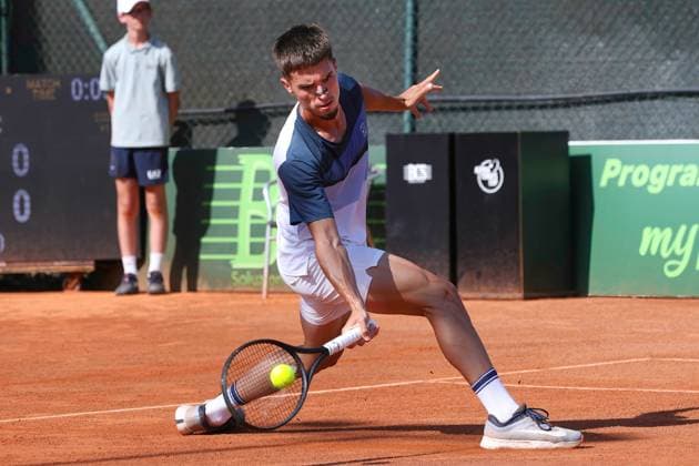 Italy: 1st Round ATP, Tennis Herren Challenger Tour Milan 2025, Dino Prizmic vs Gabriele Piraino Italy, Milan, 2025 06 23: Dino Prizmic forehand shot during tennis match between Dino Prizmic (CRO) vs Gabriele Piraino (ITA), ATP Challenger Tour Milan 2025, 1st Round, Aspria Tennis Club Italy, Milan, 2025 06 23: tennis match between Dino Prizmic (CRO) vs Gabriele Piraino (ITA), ATP Challenger Tour Milan 2025, 1st Round, Aspria Tennis Club Milan Italy Copyright: FabrizioxAndreaxBertani