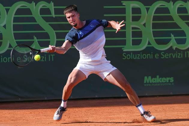 Italy: 1st Round ATP, Tennis Herren Challenger Tour Milan 2025, Dino Prizmic vs Gabriele Piraino Italy, Milan, 2025 06 23: Dino Prizmic forehand shot during tennis match between Dino Prizmic (CRO) vs Gabriele Piraino (ITA), ATP Challenger Tour Milan 2025, 1st Round, Aspria Tennis Club Italy, Milan, 2025 06 23: tennis match between Dino Prizmic (CRO) vs Gabriele Piraino (ITA), ATP Challenger Tour Milan 2025, 1st Round, Aspria Tennis Club Milan Italy Copyright: FabrizioxAndreaxBertani
