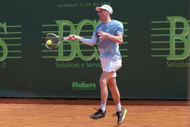 Milan: Luka Mikrut vs Kimmer Coppejans, ATP, Tennis Herren Challenger Tour Milan 2025 Italy, Milan, 2025 06 23: Kimmer Coppejans forehand shot during tennis match between Luka Mikrut (CRO) vs Kimmer Coppejans (BEL), ATP Challenger Tour Milan 2025, 1st Round, Aspria Tennis Club Italy, Milan, 2025 06 23: tennis match between Luka Mikrut (CRO) vs Kimmer Coppejans (BEL), ATP Challenger Tour Milan 2025, 1st Round, Aspria Tennis Club. Milan Italy Copyright: FabrizioxAndreaxBertani