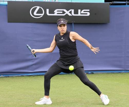 TENNIS - WTA, Tennis Damen Eastbourne Open EASTBOURNE,ENGLAND,24.JUN.25 - TENNIS - WTA Tour, Eastbourne Open. Image shows Camila Osorio (COL.  GEPAxpictures xAlanxGrieves