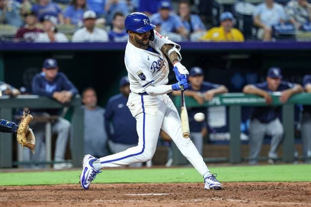 June 24, 2025: Kansas City Royals third baseman Maikel Garcia (11) hits a double against theTampa Bay Rays during the ninth inning at Kauffman Stadium in Kansas City, MO. CSM Kansas City United States of America - ZUMAc04_ 20250624_zma_c04_039 Copyright: xDavidxSmithx