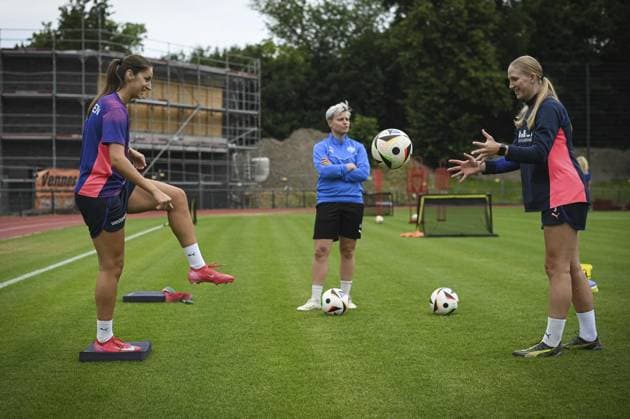 Football, Women, SGS Essen training kick-off