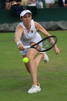 June 25, 2025, London, Celestynow, England: LOUISA CHIRICO of USA during the match against T. Townsend of USA in qualification of Championships 2025 at Wimbledon AELTC in London. London England - ZUMAc278 20250625_zsp_c278_001 Copyright: xMarcinxCholewinskix