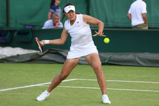 TENIS WIMBLEDON 2025 LONDYN 240625 N Z JAPONKA SAYAKA ISHII MARCIN CHOLEWINSKI NEWSPIX.PL TENNIS WIMBLEDON 2025 LONDON 24062025 SAYAKA ISHII OF JAPAN IN THE FIRST ROUND OF QUALIFICATION NEWSPIX.PL --- newspix.pl 