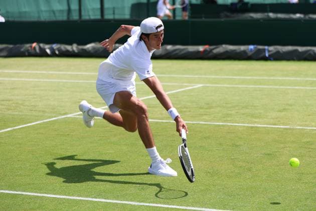 TENIS WIMBLEDON 2025 LONDYN 250625 N Z JAPONCZYK JAMES TROTTER W DRUGIEJ RUNDZIE KWALIFIKACJI MARCIN CHOLEWINSKI NEWSPIX.PL TENNIS WIMBLEDON 2025 LONDON 25062025 JAMES TROTTER OF JAPAN IN THE SECOND ROUND OF QUALIFICATION NEWSPIX.PL --- newspix.pl 