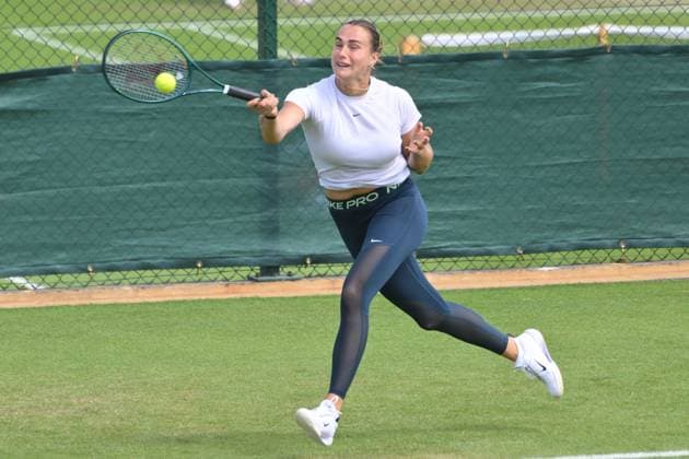 Wimbledon Tennis Championships - Practice Day LONDON, UNITED KINGDOM - JUNE 25: Tennis player Aryna Sabalenka practices on the grass courts ahead of the Wimbledon tennis championships held at the All England, All England Lawn Tennis and Croquet Club in London, United Kingdom on June 25, 2025. Ray Tang Anadolu London United Kingdom. Editorial use only. Please get in touch for any other usage.  Copyright: x2025xAnadoluxRayxTangx
