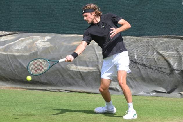 Wimbledon Tennis Championships - Practice Day LONDON, UNITED KINGDOM - JUNE 25: Greek tennis player Stefanos Tsitsipas practices on the grass courts ahead of the Wimbledon tennis championships held at the All England, All England Lawn Tennis and Croquet Club in London, United Kingdom on June 25, 2025. Ray Tang Anadolu London United Kingdom. Editorial use only. Please get in touch for any other usage.  Copyright: x2025xAnadoluxRayxTangx