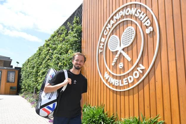Wimbledon Tennis Championships - Practice Day LONDON, UNITED KINGDOM - JUNE 25: Tennis player Daniil Medvedev practices on the grass courts ahead of the Wimbledon tennis championships held at the All England, All England Lawn Tennis and Croquet Club in London, United Kingdom on June 25, 2025. Ray Tang Anadolu London United Kingdom. Editorial use only. Please get in touch for any other usage.  Copyright: x2025xAnadoluxRayxTangx