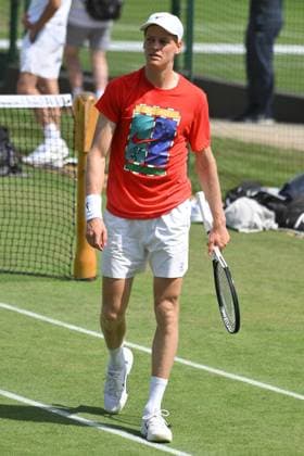 Wimbledon Tennis Championships - Practice Day LONDON, UNITED KINGDOM - JUNE 25: Italian tennis player Janick Sinner plays on the grass practice courts ahead of the Wimbledon tennis championships held at the All England, All England Lawn Tennis and Croquet Club in London, United Kingdom on June 25, 2025. Ray Tang Anadolu London United Kingdom. Editorial use only. Please get in touch for any other usage.  Copyright: x2025xAnadoluxRayxTangx