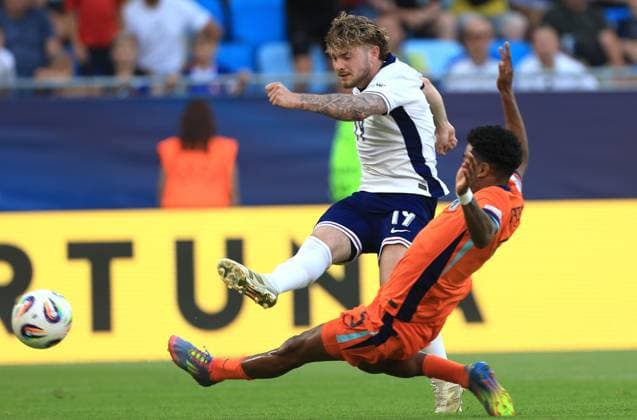 Harvey Elliott of England Under 21 scores a goal to make the score 1-0 England U21, U 21 v Netherlands U21, UEFA U21 Championship, Semi-Final, National Football Stadium, Bratislava, Slovakia - 25 Jun 2025Bratislava National Football Stadium Slovakia  Copyright: xNikolaxKrstic Shutterstockx 15373680cq
