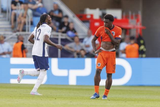 BRATISLAVA , 25-06-2025 , Football stadium Tehelne pole. Narodny football stadium , UEFA U21, U 21 Euro2025 , semi-finals , England U21 - Netherlands U21. Netherlands U21 player Ernest Poku disappointed after 2-1 England U21 - Netherlands U21  x29893756x Copyright: