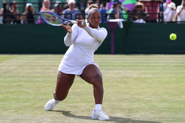 June 25, 2025, London, Celestynow, United Kingdom: TAYLOR TOWNSEND of USA during the match against H. Inouhe of USA in the second round of qualification of Championships 2025 at Wimbledon AELTC in London. London United Kingdom - ZUMAc278 20250625_zsp_c278_027 Copyright: xMarcinxCholewinskix