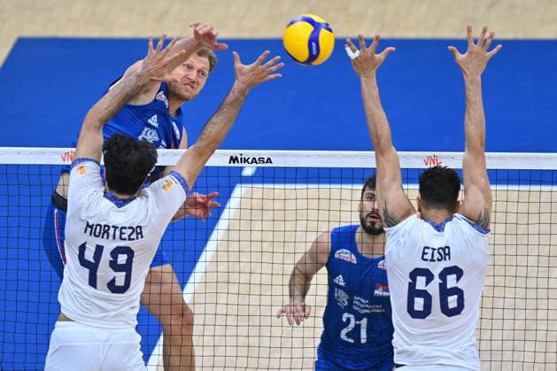 SERBIA vs IRAN DRAZEN LUBURIC volleyball Serbia vs Iran VNL Volleyball nations league Beogradska arena hall, Belgrade 25.06.2025 Foto: VOLLEYBALL, FIVB VOLLEYBALL NATIONS LEAGUE, SERBIA, IRAN Belgrade Belgrade arena Serbia Copyright: xMarkoxMetlas xMNxPressx