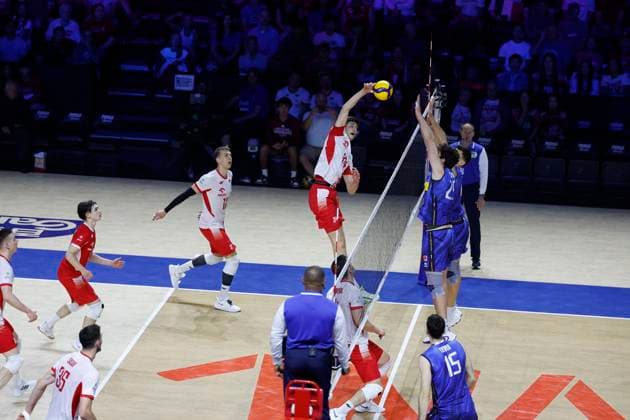 NOW ARENA HOFFMAN ESTATES ILLINOIS USA 25.06.2025 MECZ LIGI NARODOW W SIATKOWCE MEZCZYZN POLSKA WLOCHY VOLLEYBALL NATIONS LEAGUE GAME BETWEEN POLAND AND ITALY N Z MAKSYMILIAN GRANIECZNY ARTUR SZALPUK SZYMON JAKUBISZAK KAMIL KRZACZYNSKI NEWSPIX.PL --- newspix.pl  KSK