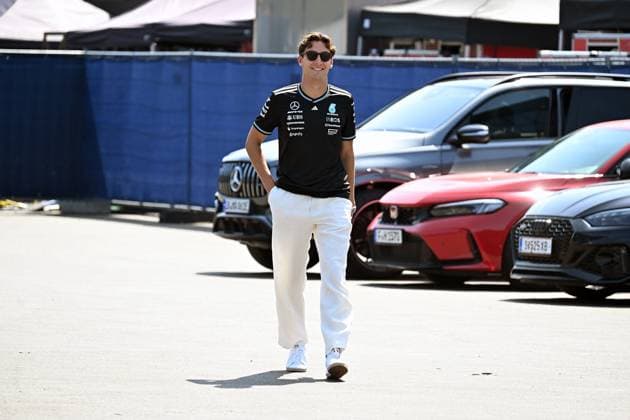26 06 2025, xsvx, Motorsport FIA Formula 1, Austrian Grand Prix v l George Russell Mercedes AMG Petronas starting number 63 FIA REGULATIONS PROHIBIT ANY USE OF PHOTOGRAPHS as IMAGE SEQUENCES and or QUASI VIDEO Zeltweg Spielberg