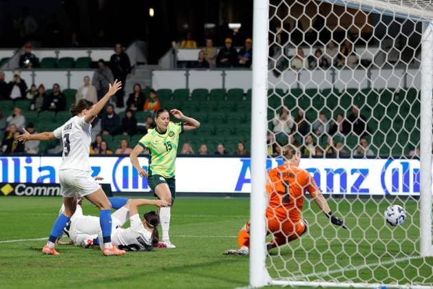 Football, Women, Australia - Slovenia