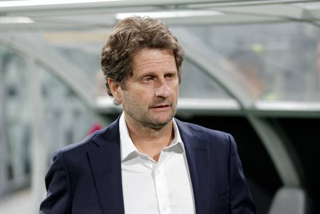 SOCCER AUSTRALIA SLOVENIA, Joe Montemurro, head coach of of Australia is seen during the Women s friendly soccer match between Australia and Slovenia at HBF Park in Perth, Thursday, June 26, 2025. ( NO ARCHIVING Perth Western Australia Australia  Copyright: xRichardxWainwrightx 20250626195113709040