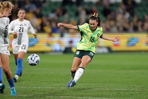 SOCCER AUSTRALIA SLOVENIA, Hayley Raso of Australia scores a goal during the Women s friendly soccer match between Australia and Slovenia at HBF Park in Perth, Thursday, June 26, 2025. ( NO ARCHIVING Perth Western Australia Australia  Copyright: xRichardxWainwrightx 20250626146656273854