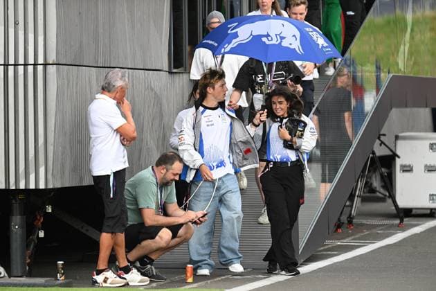 26 06 2025, xsvx, Motorsport FIA Formula 1, Austrian Grand Prix v l Liam Lawson Racing Bulls starting number 30 FIA REGULATIONS PROHIBIT ANY USE OF PHOTOGRAPHS as IMAGE SEQUENCES and or QUASI VIDEO Zeltweg Spielberg