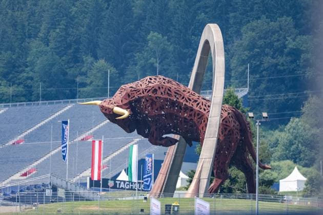 FORMULA 1 - GP of Austria 2025 SPIELBERG,AUSTRIA,26.JUN.25 - MOTORSPORTS, FORMULA 1 - Grand Prix of Austria, Red Bull Ring, preview. Image shows a feature with the bull.  GEPAxpictures xManuelxBinder