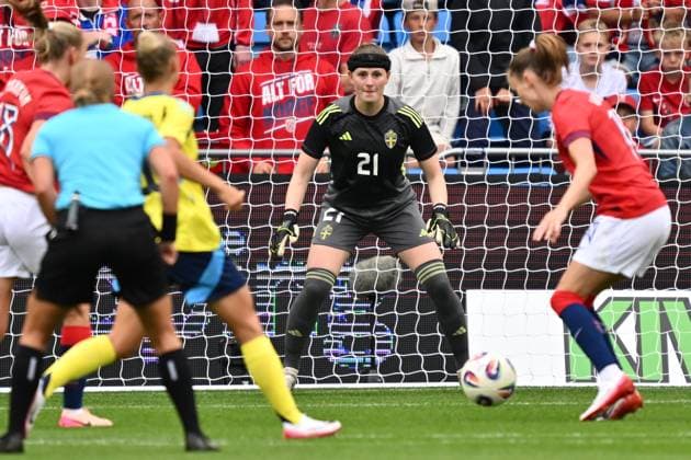 OSLO, NORWAY 20250626 Swedens goalkeeper Tove Enblom, substituted at half time, during the womens international soccer match between Norway and Sweden at Ulleval Stadium in Oslo OSLO NORWAY x9200x  Copyright: xBjörnxLarssonxRosvall TTx LANDSKAMP NORGE-SVERIGE